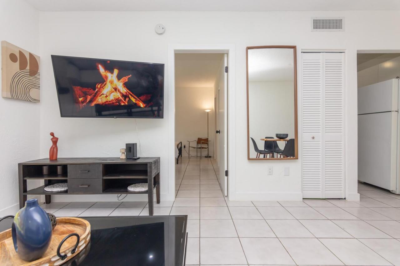 One Bedroom Apartment - With Parking & Balcony - Heart Of Wynwood Miami Eksteriør billede
